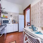 Paradise With Terrace - Free Parking - Smart Tv דירה *