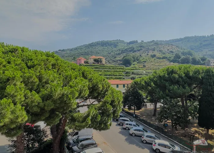 Paradise With Terrace - Free Parking - Smart Tv * Finale Ligure