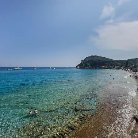 Apartment Paradise With Terrace - Free Parking - Smart Tv *