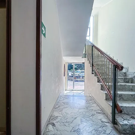 Apartment Paradise With Terrace - Free Parking - Smart Tv