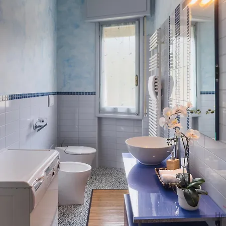 Appartamento Paradise With Terrace - Free Parking - Smart Tv