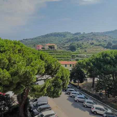Paradise With Terrace - Free Parking - Smart Tv * Finale Ligure