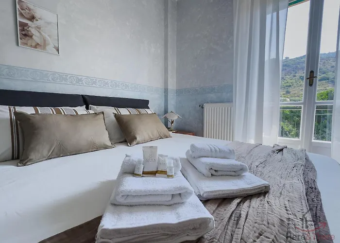 Paradise With Terrace - Free Parking - Smart Tv شقة *